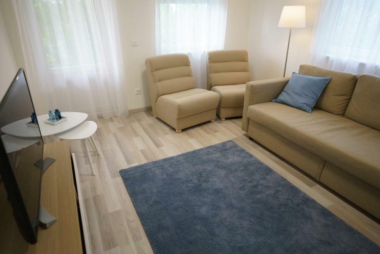 Eleven Apartman House Keszthely Ngoại thất bức ảnh