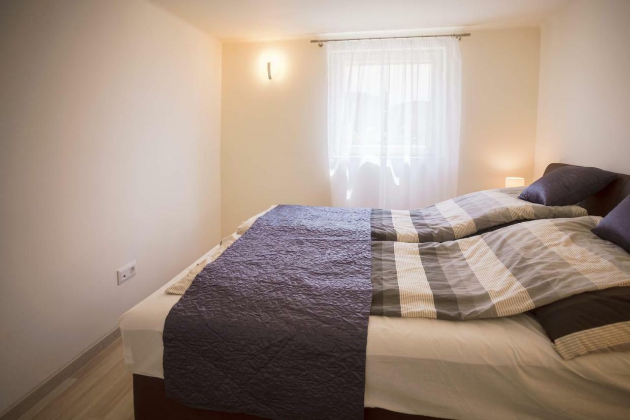 Eleven Apartman House Keszthely Ngoại thất bức ảnh