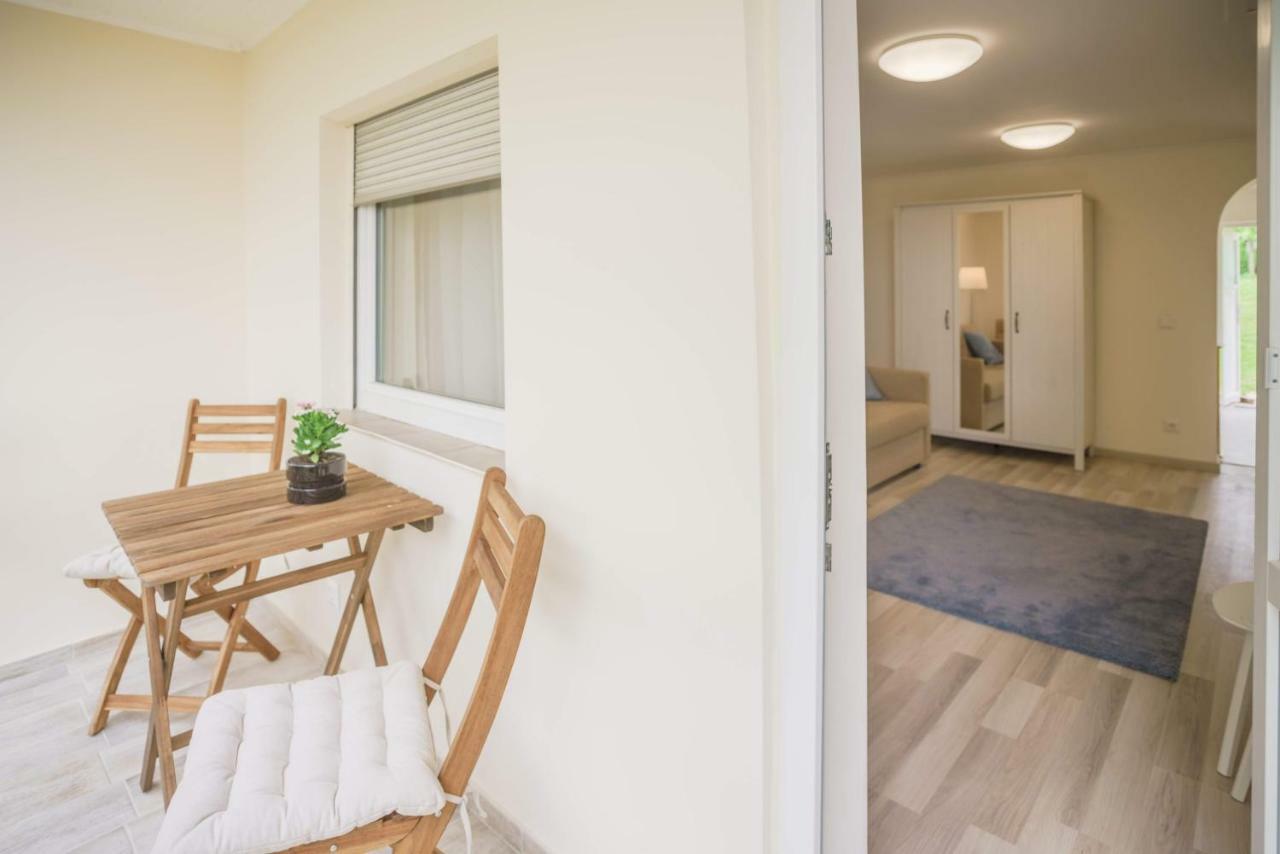 Eleven Apartman House Keszthely Ngoại thất bức ảnh